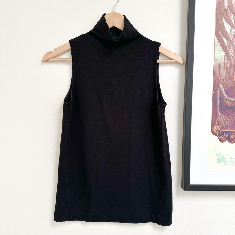 Club Monaco Vancy Top in Soot Black Size XS